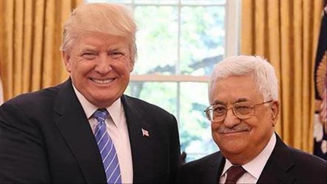 اجتماع مغلق يجمع ترامب بعباس، وتكهنات حول إيحاء مفاوضات السلام بين الفلسطينيين والإسرائيليين