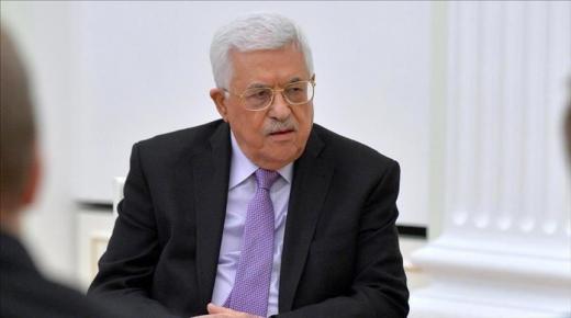 رئيس السلطة الفلسطينية يجري اتصالا هاتفيا بنتنياهو ويدين عملية المسجد الأقصى