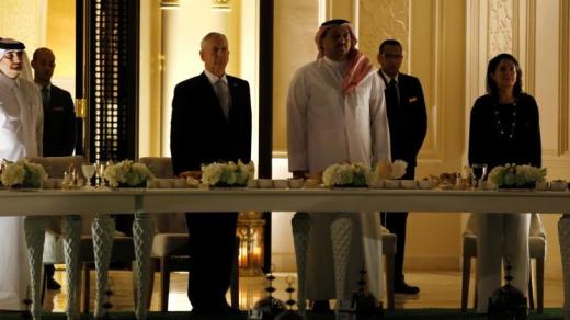 قطر والولايات المتحدة تضعان اللمسات النهائية لتزويد قطر بصفقة مقاتلات من طراز “أف 15”