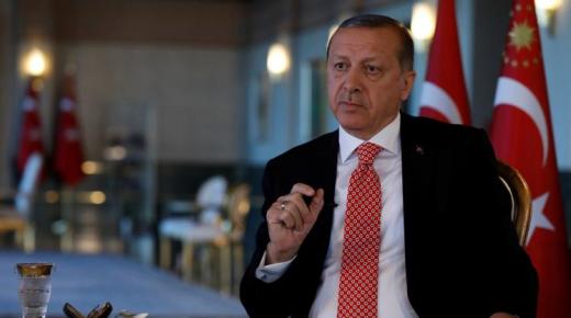 أردوغان يلتقي وزير الدولة القطري لشؤون الدفاع بالعاصمة التركية لبحث الأزمة الخليجية