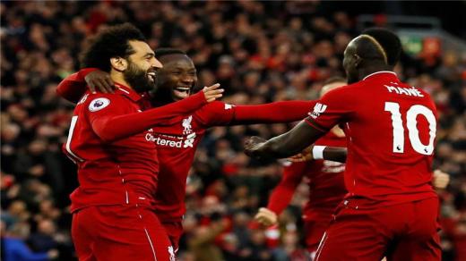 ليفربول يواجه صعوبة في تجديد عقود صلاح وماني وفيرمينو وإبرام صفقات جديدة