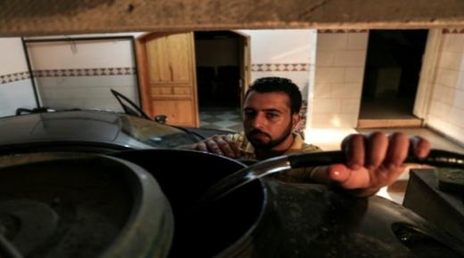 وفد يضم قادة حماس وفصائل فلسطينية وتيار دحلان يتوجه إلى القاهرة لبحث رفع الحصار عن غزة