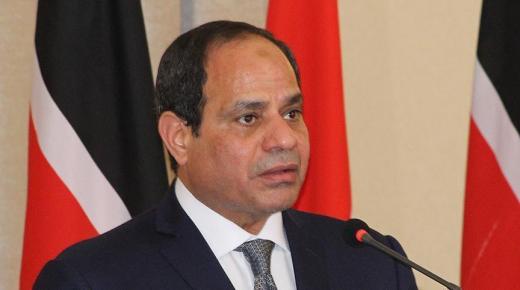 السيسي يدعو لعقد اجتماع أمني مصغر على خلفية حادث حافلة أقباط صعيد مصر