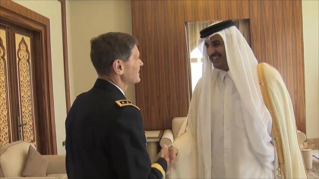 أمير قطر يبحث مكافحة الإرهاب مع قائد القيادة المركزية الوسطى في الجيش الأمريكي