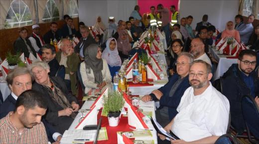 مسجد في العاصمة الألمانية برلين يقيم حفل للإفطار بمشاركة مسيحيون ويهود