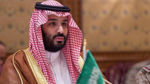 محمد بن سلمان يتسلم رسالة من أمير الكويت موجهة إلى العاهل السعودي