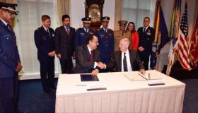 مناورات تدريبية بين قوات البحرية القطرية والأمريكية في مياه الخليج العربي