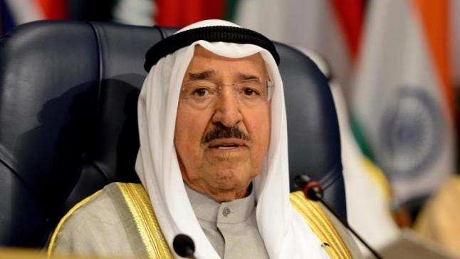 جهود مكثفة لأمير الكويت لإنهاء أزمة قطع العلاقات الدبلوماسية مع دولة قطر