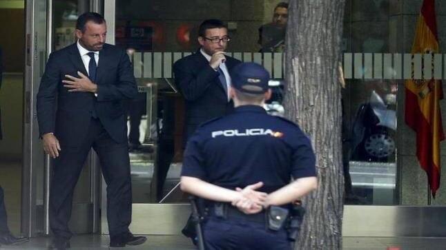 القاء القيض على روسيل رئيس برشلونة السابق بتهمة غسيل الأمول
