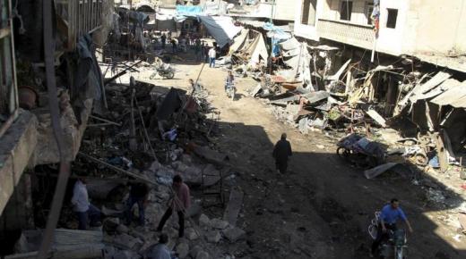 قصف سوري روسي على أرياف دمشق وحلب وإدلب