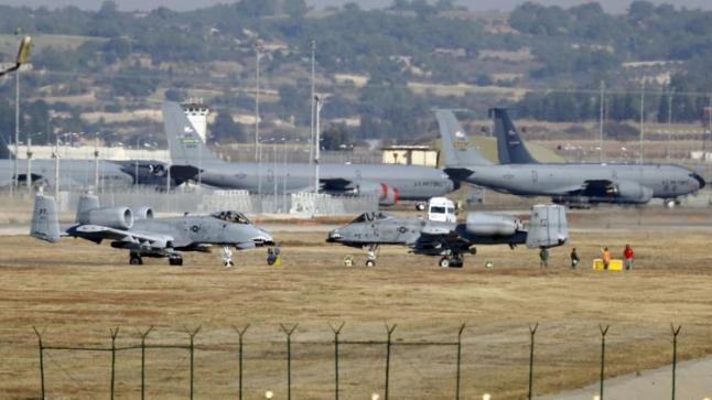 تركيا تنفى وجود أي فكرة لإغلاق قاعدة إنجرليك الجوية