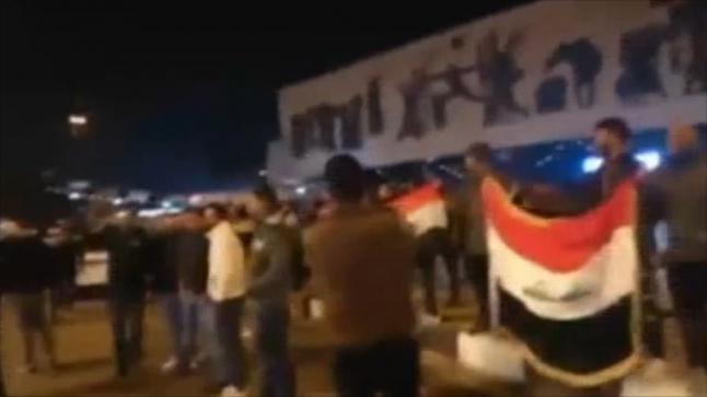 أتباع الصدر ينظمون مظاهرات ليلية بالعاصمة بغداد
