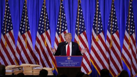 ترامب ينفي عن روسيا امتلاكها لمعلومات جنسية عنه ويعترف بالقرصنة