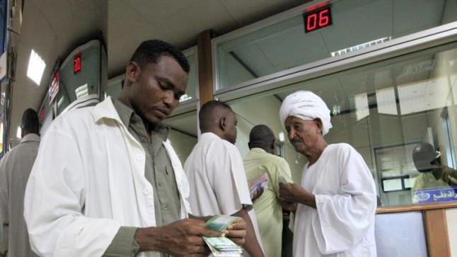 ارتفاع في سعر صرف الجنيه السوداني مقابل الدولار بعد رفع العقوبات الامريكية