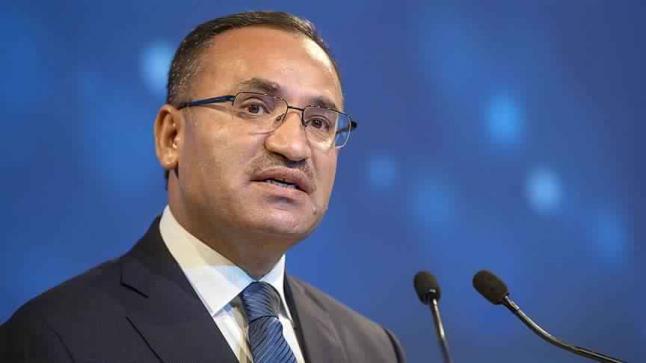 نائب رئيس الحكومة التركية يعرب عن تطلعه لرد يتجاوز الإدانة خلال مؤتمر القمة الإسلامية