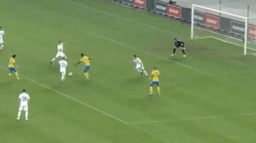 ألكسندر إيزاك يتمكن من تحطيم رقم اللاعب دالشتروم والذي بقى صامد لمدة 104 عام