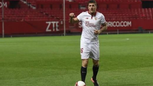 يوفيتيتش يعبر عن سعادته بمناسبة مشاركة في أولى المباريات مع اشبيلية وتسجيلة الهدف أول