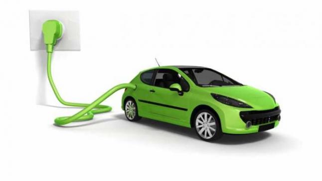 صدور نظام قانوني يتعلق بعملية السيارات الكهربائية في الامارات العربية المتحدة