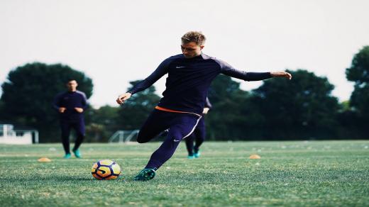 مدى إمكانية نجاح إريكسن مع برشلونة وتحت قيادة فالفيردي