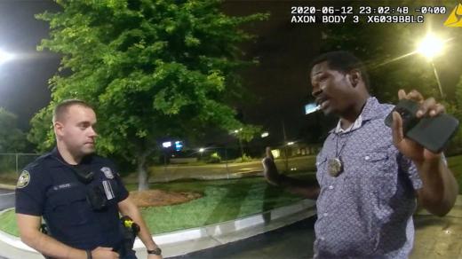 بعد مقتل جورج فلويد حادثة جديدة تشعل الشارع الأمريكي