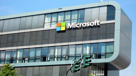 تطبيق Microsoft Planner متاحة عبر هواتف الأندرويد