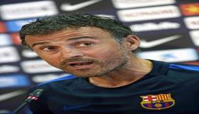 إنريكي لاعبون برشلونة لم يقدموا الإداء المطلوب خلال الموسم الحالي
