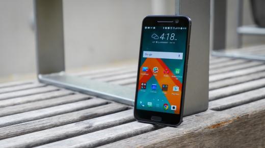 استئناف عملية تحديث هواتف اتش تي سي 10 من قبل الشركة بعد توقيفها