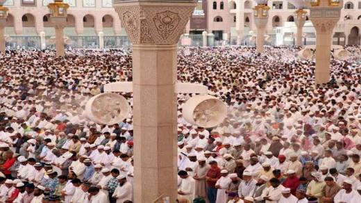 فتح مساجد مكة بداية من فجر الأحد المقبل