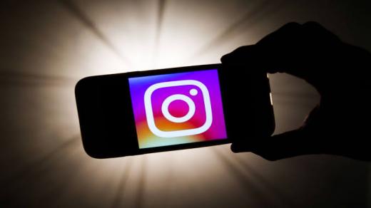 إعادة النشر ومشاركة الأحداث على إنستجرام