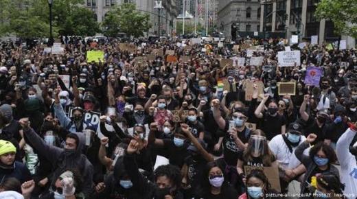 استمرار مظاهرات أمريكا والمنظمون نأمل بجمع مليون متظاهر