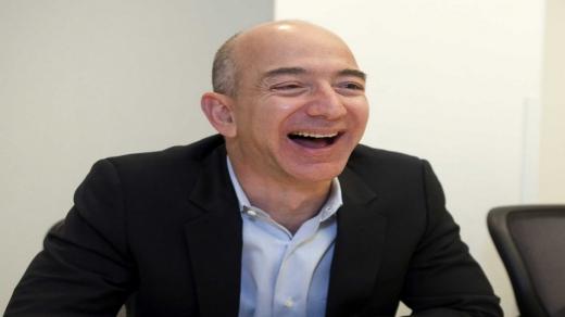 آمازون تسعى لتوظيف 180 ألف وذلك كاستجابة لطلب الرئيس الامريكي ترامب