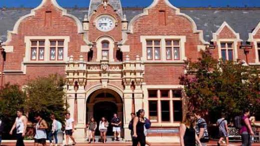 كلية أمريكية تغلق أبوابها جزئيًا بسبب هجوم إلكتروني