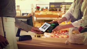 تطبيق خدمة الدفع ضمن بنك المشرق في دولة الامارات العربية المتحدة Samsung Pay