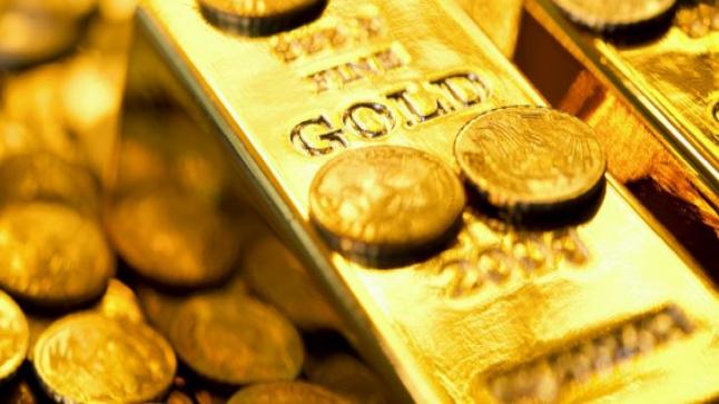 قبل ساعات من تولي الرئيس الامريكي ترامب للحكم يشهد الذهب انخفاض في القيمة السوقية