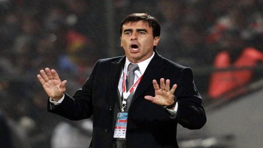 جوستافو كوينتيروس يتحدث عن لقاء القادسية القادم ومباراة الباطن السابقة