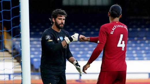 ليفربول يستقبل كريستال بالاس اليوم في قلعة الأنفيلد .. تعرف على موعد المباراة والقنوات الناقلة