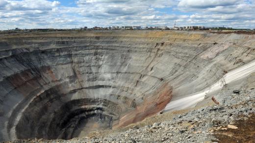 اكتشاف مناجم ذهب جديدة تزيد من احتياطي الذهب الروسي